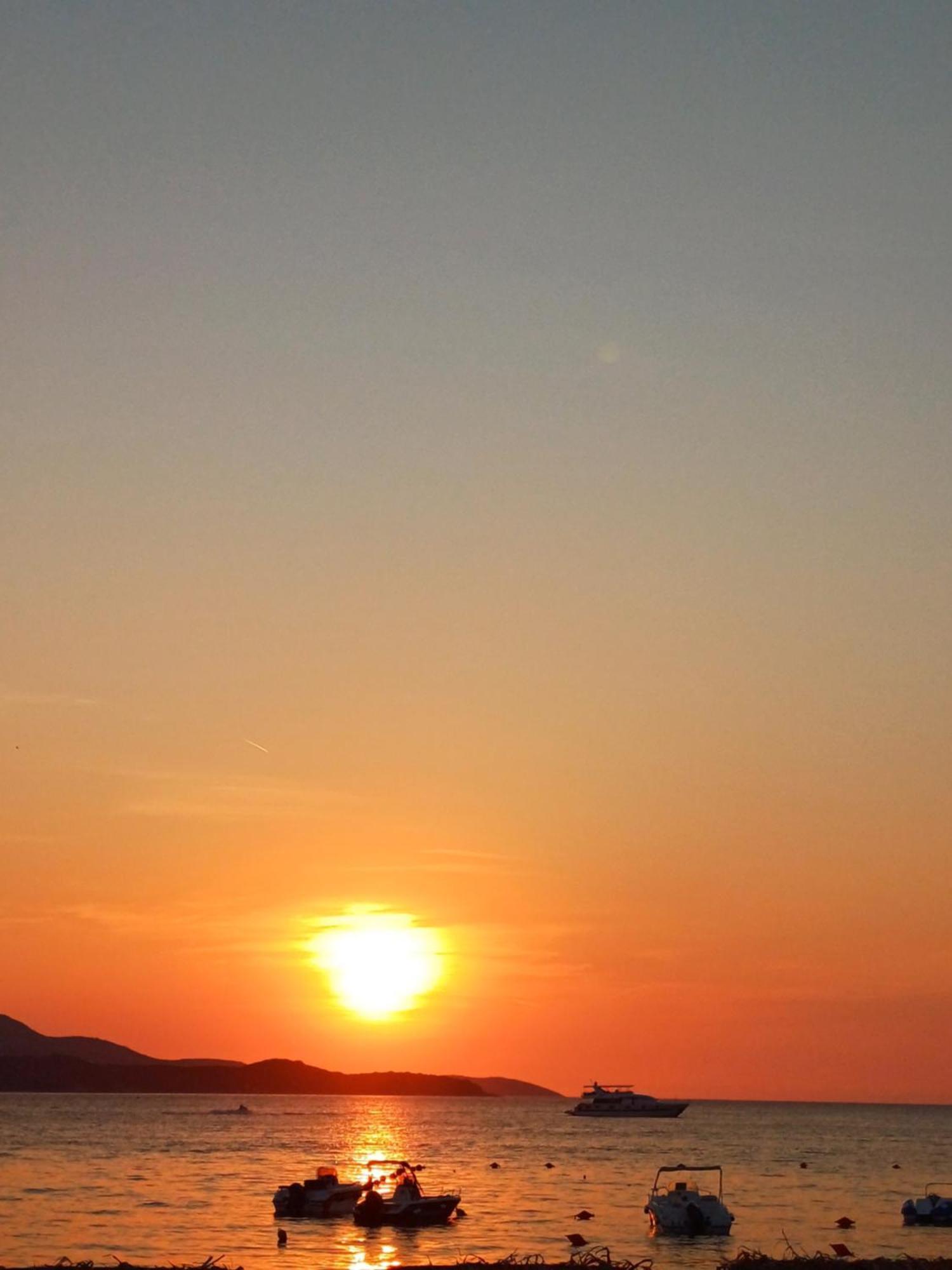 Villa 3 Ishujt Ksamil Exteriör bild