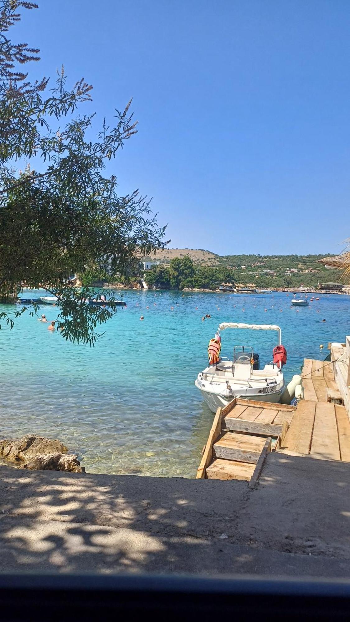 Villa 3 Ishujt Ksamil Exteriör bild